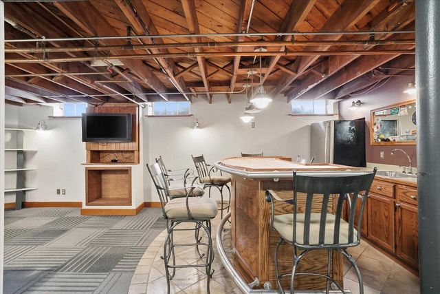 4101 N Morris BOULEVARD, Shorewood, WI 53211