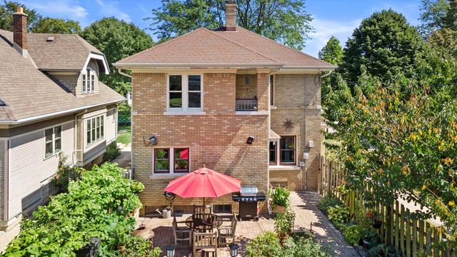 4101 N Morris BOULEVARD, Shorewood, WI 53211