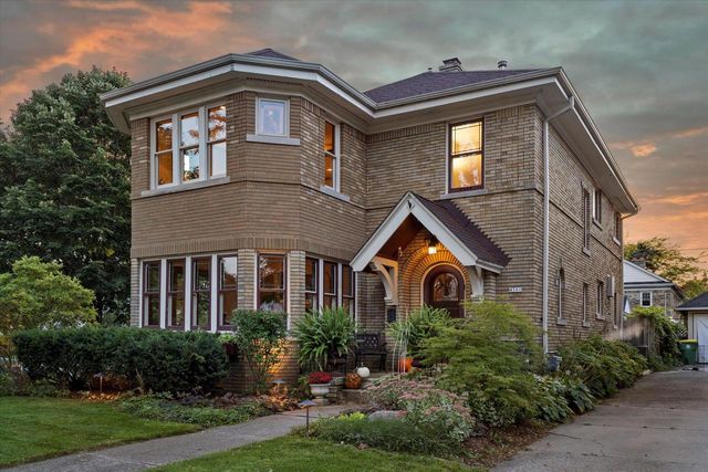 4101 N Morris BOULEVARD, Shorewood, WI 53211