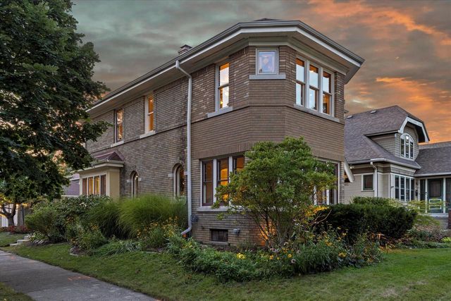 4101 N Morris BOULEVARD, Shorewood, WI 53211