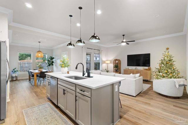 4597 Sago Palm Cir, Pace, FL 32571