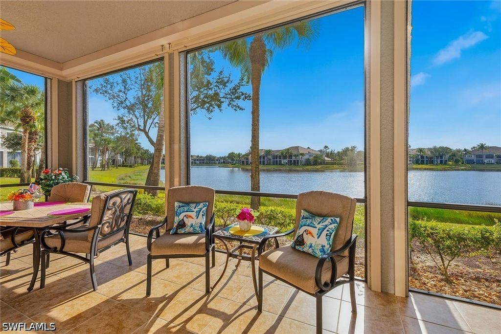 9233 Museo CIR 103, Naples, FL 34114