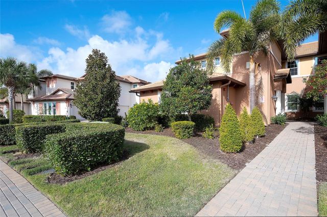 7482 DIVOT LOOP 6A, Bradenton, FL 34202