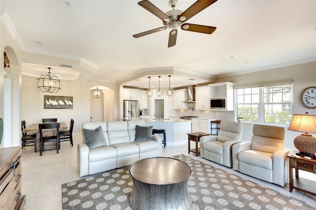 7482 DIVOT LOOP 6A, Bradenton, FL 34202