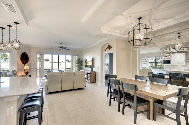 7482 DIVOT LOOP 6A, Bradenton, FL 34202