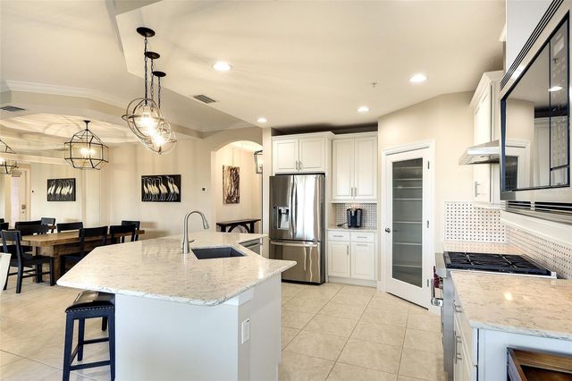 7482 DIVOT LOOP 6A, Bradenton, FL 34202