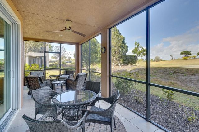 7482 DIVOT LOOP 6A, Bradenton, FL 34202