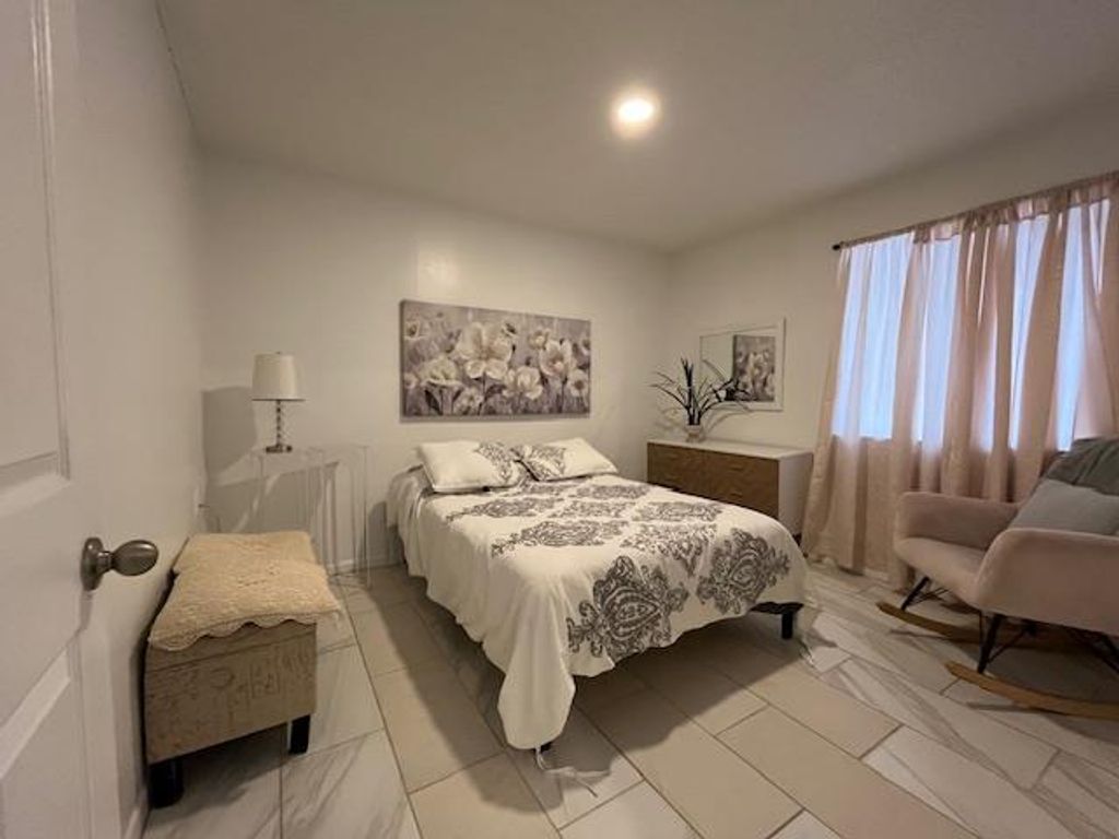 8808 Brookfield DR, Austin, TX 78758