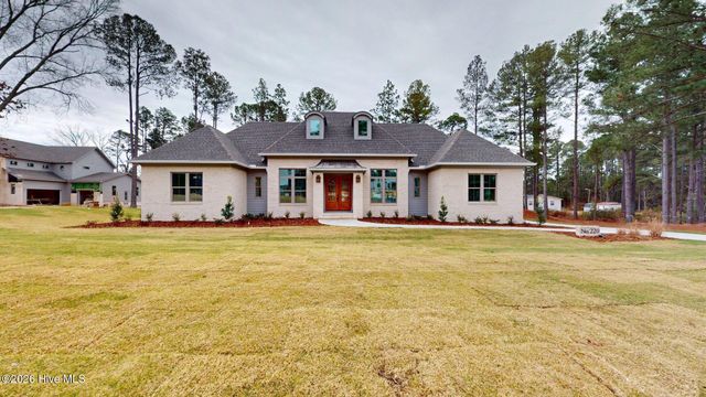 220 Paulson Court, Pinehurst, NC 28374