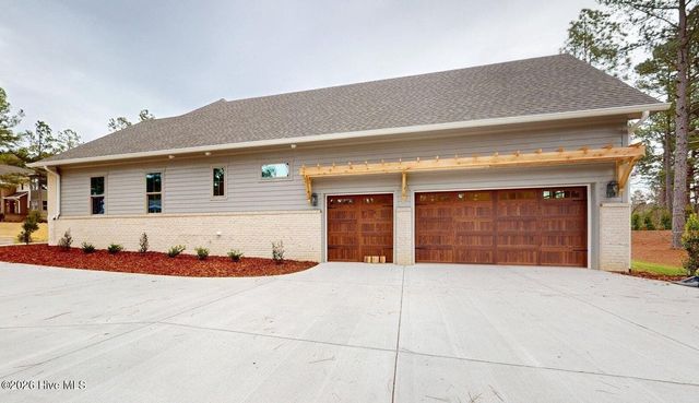 220 Paulson Court, Pinehurst, NC 28374