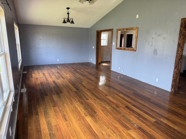 13512 S 42nd Street, Vicksburg, MI 49097