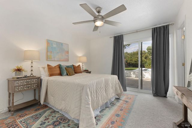 678 Claremont Dr, Vacaville, CA 95687