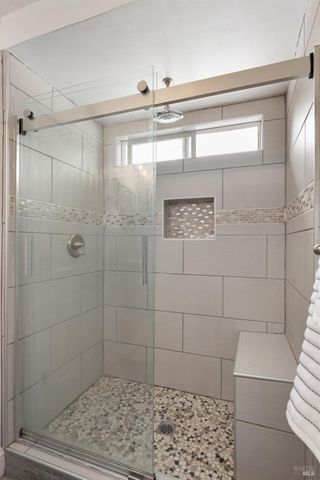 678 Claremont Dr, Vacaville, CA 95687