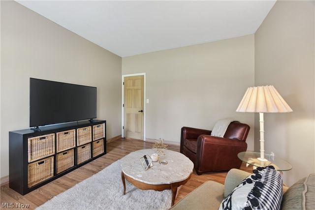 7663 Herrick Park Drive, Hudson, OH 44236
