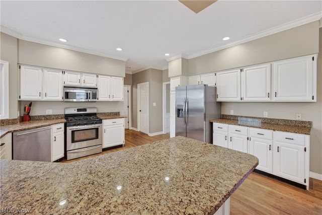 7663 Herrick Park Drive, Hudson, OH 44236