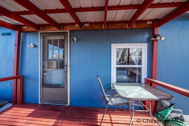 1118 LAKE PL, Cheyenne, WY 82007