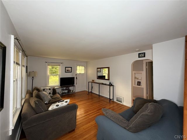 1101 Cumberland Ave, Syracuse, NY 13210