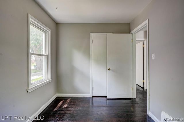 23038 Violet Street, Farmington, MI 48336
