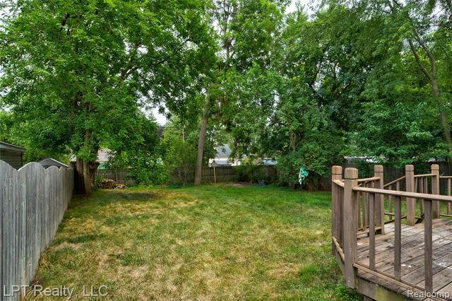 23038 Violet Street, Farmington, MI 48336