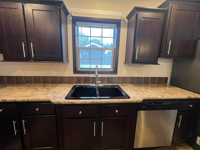 88 Big Bear Road, Rochester, NH 03868