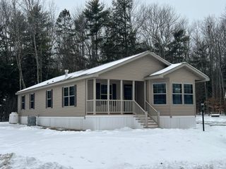88 Big Bear Road, Rochester, NH 03868