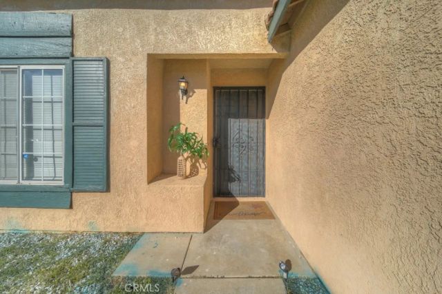 10842 Wakefield East, Adelanto, CA 92301