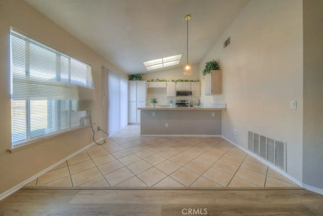 10842 Wakefield East, Adelanto, CA 92301