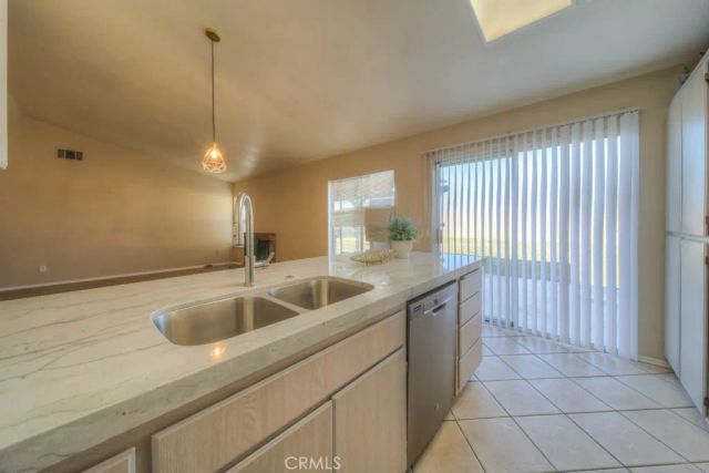 10842 Wakefield East, Adelanto, CA 92301