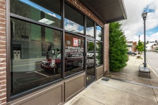 719 S Main St, Springfield, TN 37172