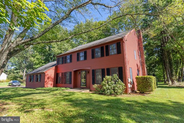 307 PINE RUN RD, Doylestown, PA 18901