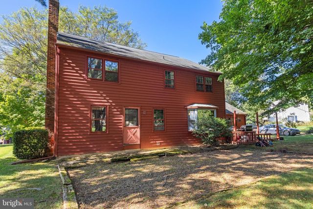 307 PINE RUN RD, Doylestown, PA 18901