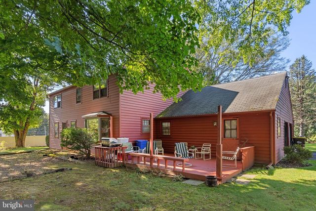 307 PINE RUN RD, Doylestown, PA 18901