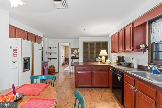 307 PINE RUN RD, Doylestown, PA 18901