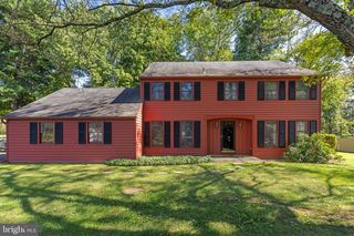 307 PINE RUN RD, Doylestown, PA 18901