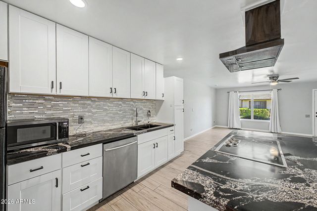 6056 N 30TH Avenue, Phoenix, AZ 85017