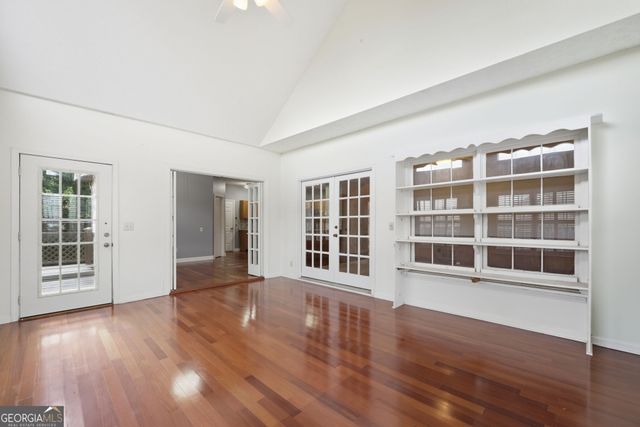 1900 Pennistone Way, Snellville, GA 30078