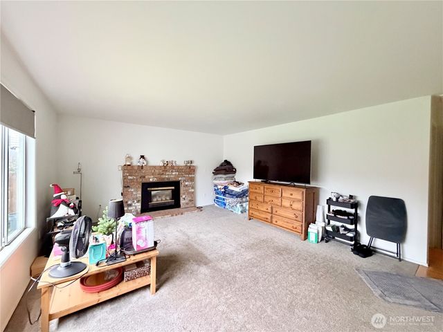 18902 133rd Place SE, Renton, WA 98058