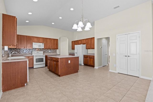 601 NODDING SHADE DRIVE, Brooksville, FL 34604