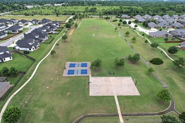 515 W 128th Street S, Jenks, OK 74037