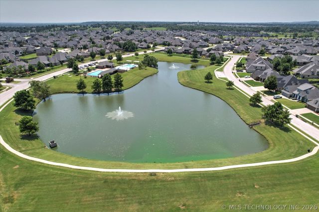 515 W 128th Street S, Jenks, OK 74037