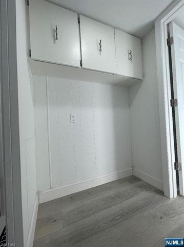 18 5th Street, Wayne, NJ 07470