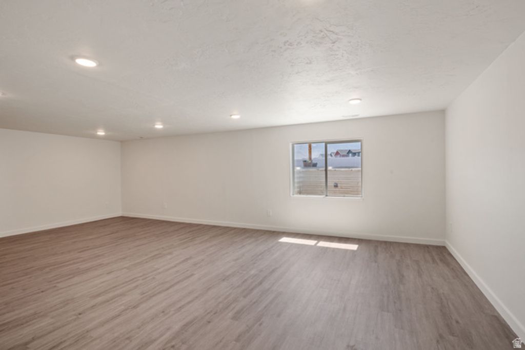 Image 17 of property listing at 3492 N DELTA ST, Eagle Mountain, UT 84005