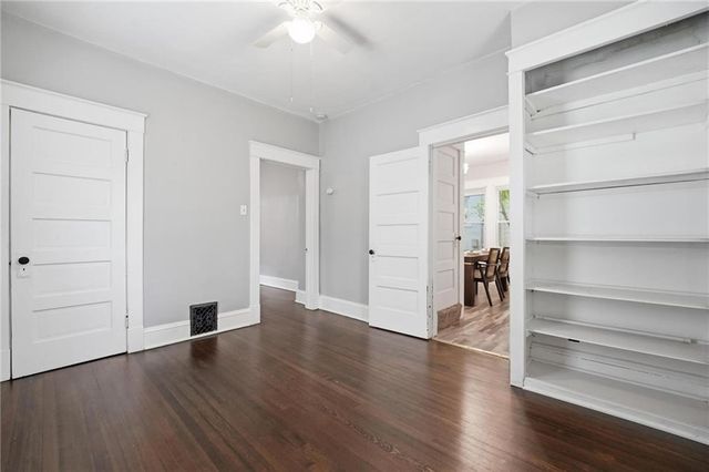 4136 Holly Street, Kansas City, MO 64111