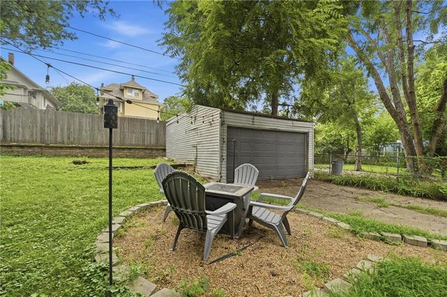 4136 Holly Street, Kansas City, MO 64111