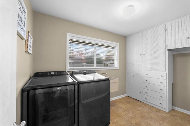 403 Dennis Drive, Danville, IL 61832