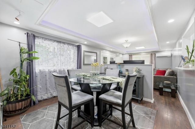 566 E Woodbridge Ave, Woodbridge Twp., NJ 07001