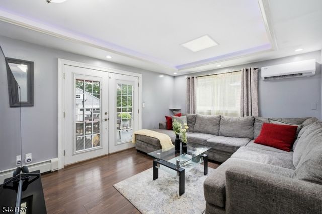 566 E Woodbridge Ave, Woodbridge Twp., NJ 07001