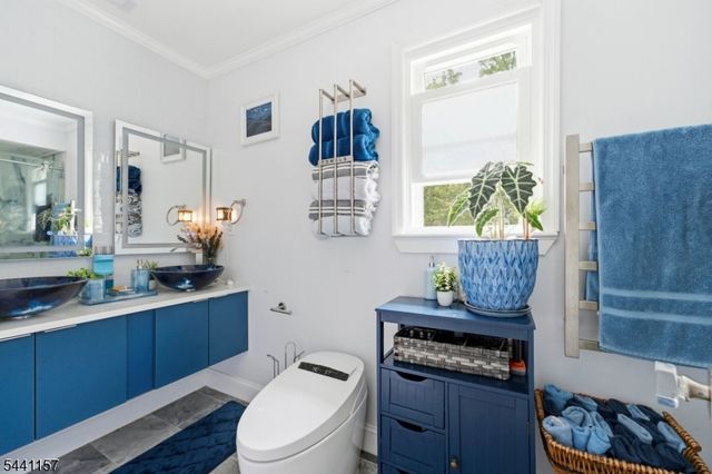 566 E Woodbridge Ave, Woodbridge Twp., NJ 07001