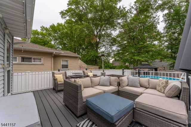 566 E Woodbridge Ave, Woodbridge Twp., NJ 07001