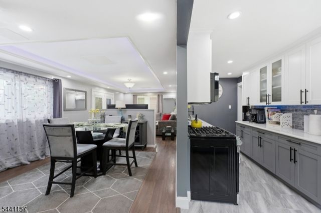 566 E Woodbridge Ave, Woodbridge Twp., NJ 07001
